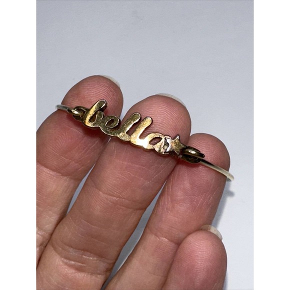 Childs Bracelet Bella Star Spell Out GOld Tone Stamped LE Bangle - Picture 2 of 9